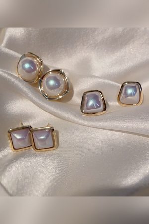 High-End Korean Pearl Large Clip-On Earrings for Women, Elegant Influencer-Style Luxury Ear Studs