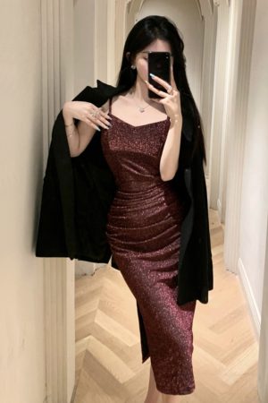 High-End Light Luxury Women's Sparkling Silk Mid-Length Evening Gown with Spaghetti Straps for Formal Events