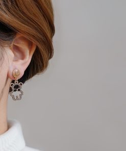 High-End Little Bear Earrings, Autumn Winter Korean Style, Sweet Full Diamond Design, Niche Gentle Ear Accessories