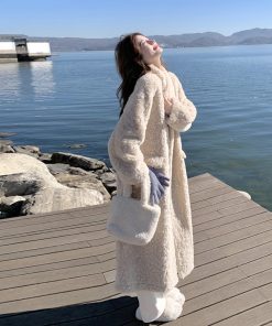 High-End Long Lamb Wool Coat for Women - 2025 Winter Style, Thick Fleece-Lined, Leather and Fur Integrated Outerwear