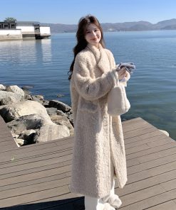 High-End Long Lamb Wool Coat for Women - 2025 Winter Style, Thick Fleece-Lined, Leather and Fur Integrated Outerwear