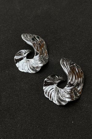 High-End Metal Pleated Irregular Earrings in Brass with S925 Silver Pins - Minimalist Light Luxury Jewelry