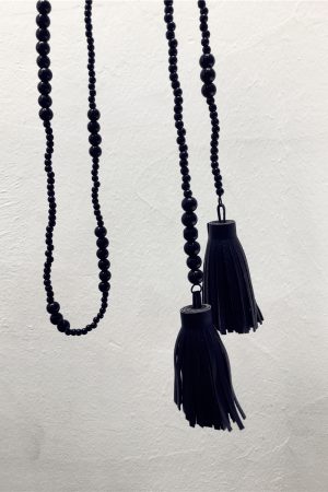 High-End Minimalist Black Bead String PU Tassel Long Sweater Chain Pendant Necklace - Internet Celebrity Style, Versatile Fashion Accessory