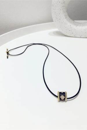 High-End Minimalist Three-Dimensional Heart-Shaped Flower Necklace - Adjustable Clavicle Chain for Sweater - Elegant Accessory