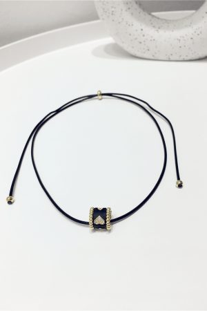 High-End Minimalist Three-Dimensional Heart-Shaped Flower Necklace - Adjustable Clavicle Chain for Sweater - Elegant Accessory