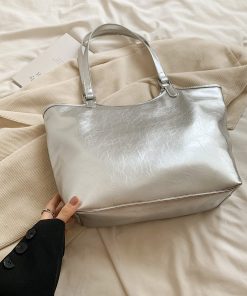 High-End Oil Wax Leather Tote Bag for Women - Large Capacity Shoulder Bag for Spring/Summer 2025, Ideal for Students and Commuting