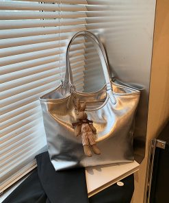 High-End Oil Wax Leather Tote Bag for Women - Large Capacity Shoulder Bag for Spring/Summer 2025, Ideal for Students and Commuting