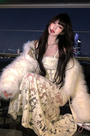 High-End One-Shoulder Bodycon Cami Dress with Venus French Lace for Women - Autumn Winter Fashion