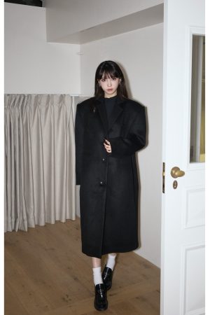High-End Oversized Wool Double-Faced Coat for Women - Long Luxury Outerwear, Perfect for Winter Fashion