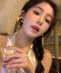 High-End Pearl Earrings - French Minimalist Design, Trendy Vintage Style, Versatile Light Luxury Ear Accessories