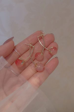 High-End Pink Peach Water Fragrance Earrings for Women, Lily of the Valley Back Hanging Clip-Ons, No Ear Holes, Floral Design