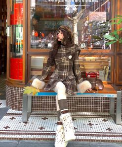 High-End Plaid Wool Coat for Women - Loose Slimming Plush Design for Autumn and Winter Fashion