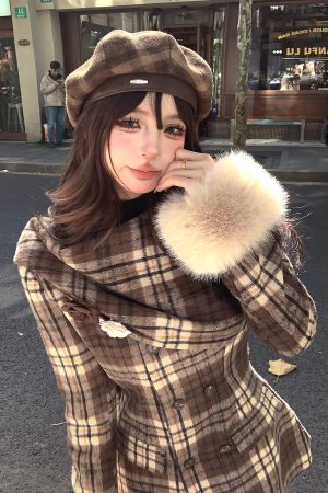 High-End Plaid Wool Coat for Women - Loose Slimming Plush Design for Autumn and Winter Fashion