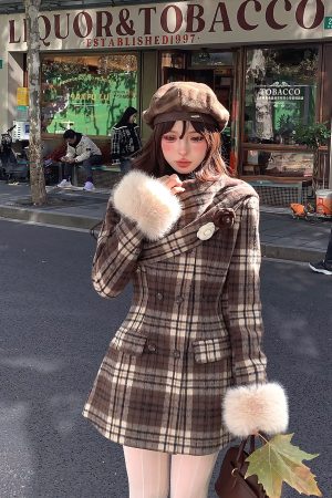 High-End Plaid Wool Coat for Women - Loose Slimming Plush Design for Autumn and Winter Fashion