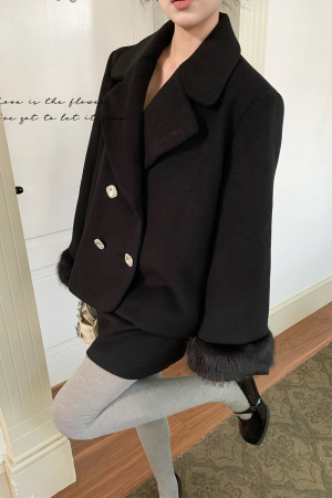 High-End Plush Skirt Two-Piece Set with Cape Coat in Adventure Design - Tycoon Heiress Style