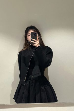 High-End Pure Wool Double-Sided Coat for Women, Casual Loose Fit Short Jacket, Elegant Layering Piece