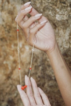 High-End Red Chinese Gourd Necklace - Semi-Three-Dimensional National Style Pendant for Vacation & Luxe Fashion