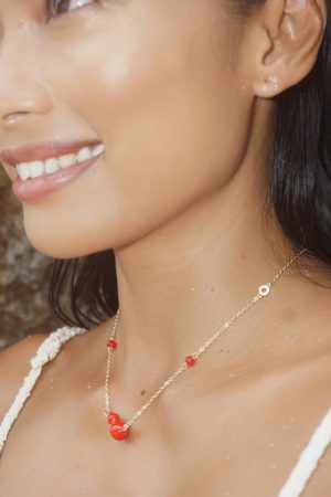 High-End Red Chinese Gourd Necklace - Semi-Three-Dimensional National Style Pendant for Vacation & Luxe Fashion