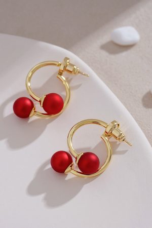 High-End Red Pearl Stud Earrings, Vintage French Design, Trendy 2025 Style, Elegant Niche Jewelry