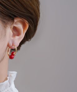 High-End Red Pearl Stud Earrings, Vintage French Design, Trendy 2025 Style, Elegant Niche Jewelry