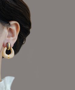 High-End Retro Enamel Drop Earrings with Unique Geometric Design - Trendy Fashion Accessories for Women, Slimming and Elegant