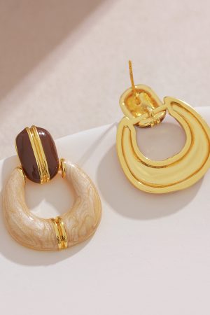 High-End Retro Enamel Drop Earrings with Unique Geometric Design - Trendy Fashion Accessories for Women, Slimming and Elegant