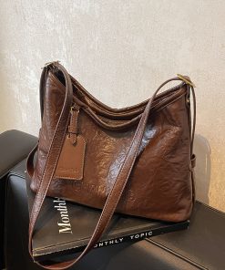 High-End Retro Melard Crossbody Bag for Women - Versatile Large Capacity Shoulder Tote for Autumn 2025