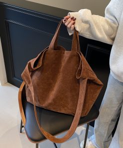 High-End Retro Tote Bag for Women - Spring/Summer 2025 Fashion Shoulder Bag, Large Capacity Handbag for Commuting