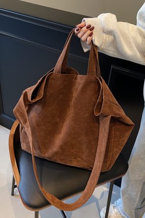 High-End Retro Tote Bag for Women - Spring/Summer 2025 Fashion Shoulder Bag, Large Capacity Handbag for Commuting