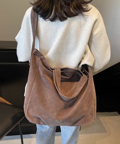 High-End Retro Tote Bag for Women - Spring/Summer 2025 Fashion Shoulder Bag, Large Capacity Handbag for Commuting