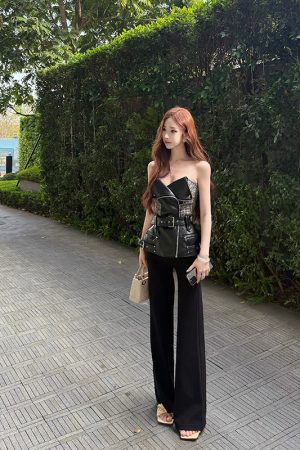 High-End Sleeveless Bustier Top Jacket for Women in Black Obsidian with Waist-Cinching Heavy Industry Splicing - Y2K Inspired Fashion