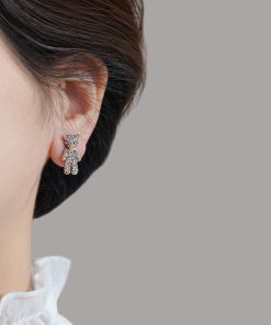 High-End Tea Green Full Diamond Bear Stud Earrings - Cute Versatile Women's Jewelry for Autumn Winter 2025