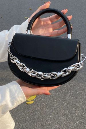 High-End Textured Chain Small Square Saddle Bag - 2025 Spring/Summer Fashion Crossbody Bag