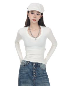 High-End U-Neck Knitted Long Sleeve Top for Women - Slim Fit, Stylish Versatile Autumn Winter Base Shirt