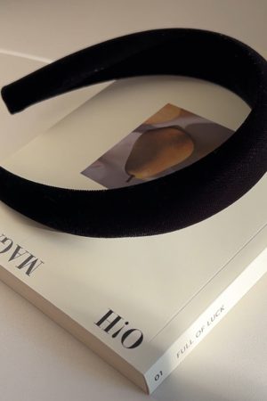 High-End Velvet Headband in Black and Brown - Stylish Minimalist Hair Accessory, Korean Imported Fashion Statement