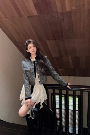 High-End White Long Sleeve Shirt Dress for Women, Waist-Cinching Slim Fit, Chic Autumn Winter Style, Trendy Hot Girl Look