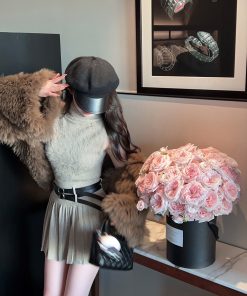 High-End Women's Short Fox Fur Woven Leather Coat - Stylish Thick Winter Jacket for Chic Fashion Lovers