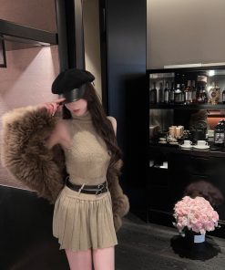 High-End Women's Short Fox Fur Woven Leather Coat - Stylish Thick Winter Jacket for Chic Fashion Lovers