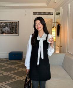 High-End Woolen Sleeveless Vest Dress for Women - Elegant Layered Autumn Winter Style