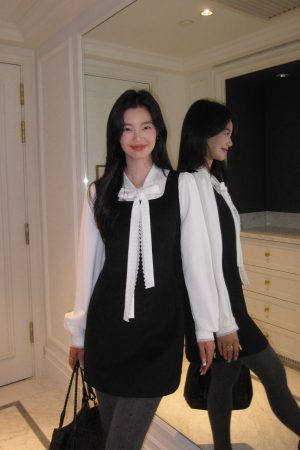 High-End Woolen Sleeveless Vest Dress for Women - Elegant Layered Autumn Winter Style