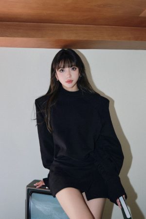 High-Neck Fleece Long Sleeve Sweatshirt and High-Waisted A-Line Skirt Two-Piece Set for Women - Casual Chic Style