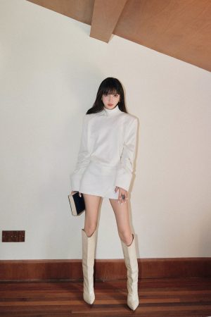 High-Neck Fleece Long Sleeve Sweatshirt and High-Waisted A-Line Skirt Two-Piece Set for Women - Casual Chic Style