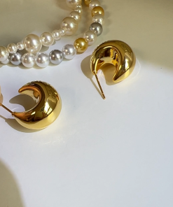 High-Quality Gold Minimalist Water Drop 925 Silver Needle Earrings - Exquisite Light Luxury Versatile Fashion for Women