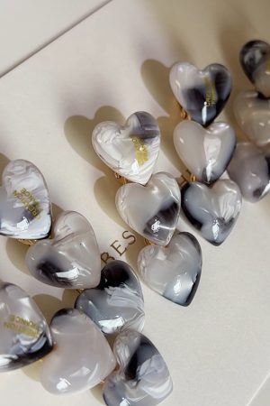 High-Quality Korean Love Heart Acetate Hairpin - Exquisite Gold Label Duckbill Side Clip for Stylish Bangs