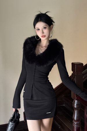 High-Quality Layered Knit Set with Fur Collar - Autumn Spicy Girl Two-Piece Outfit, Trendy 90s Inspired Style