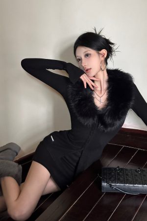 High-Quality Layered Knit Set with Fur Collar - Autumn Spicy Girl Two-Piece Outfit, Trendy 90s Inspired Style