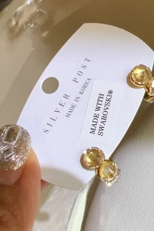 High-Quality Textured S925 Silver Needle Crystal Diamond Earrings - Korean Style Light Luxury Jewelry for Women