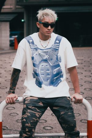 High Street American Vintage Pixel Bullet Hole Short Sleeve T-Shirt in Pure Cotton - Mecha Design, Retro Style