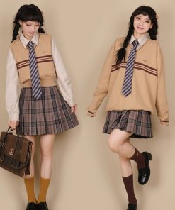 High Waist Pleated JK Plaid Skirt for Women - Cute Pudding Bear Design, Y2K Style, Short Uniform Skirt, Akita Print
