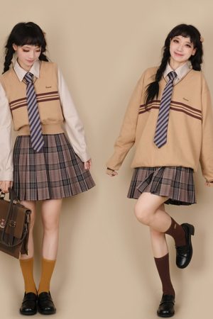 High Waist Pleated JK Plaid Skirt for Women - Cute Pudding Bear Design, Y2K Style, Short Uniform Skirt, Akita Print